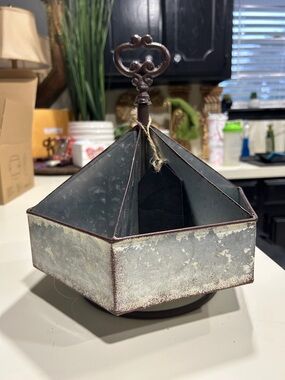 Rae Dunn Metal Hexagon Caddy with Decorative Key Handle - Gray